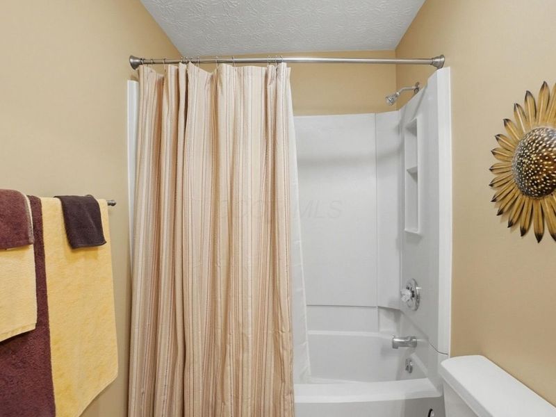 6894 Biggert Road, London, OH 43140 Photo 42