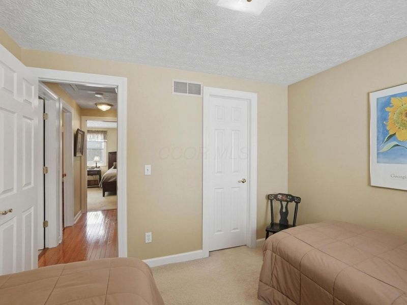 6894 Biggert Road, London, OH 43140 Photo 45