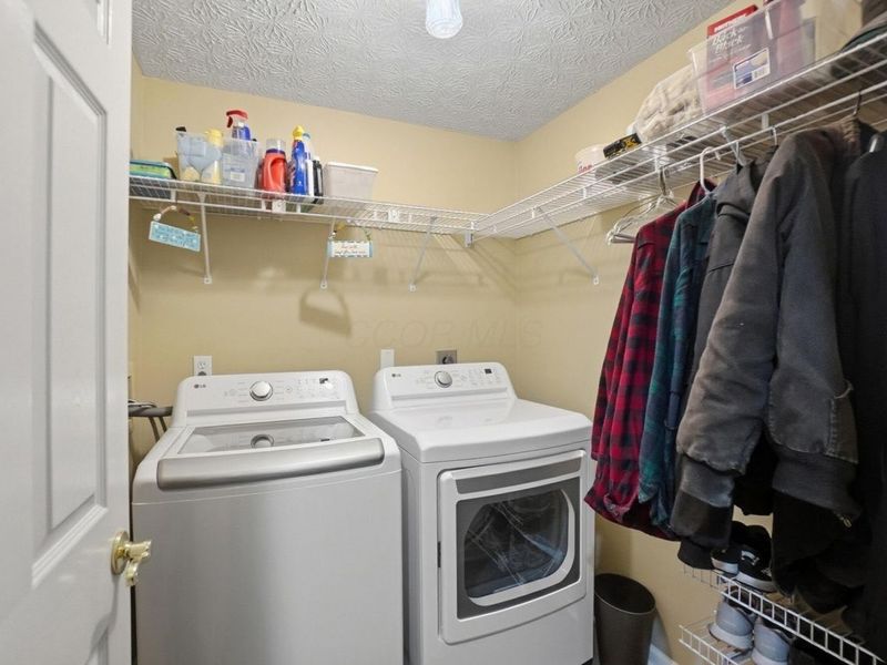 6894 Biggert Road, London, OH 43140 Photo 49