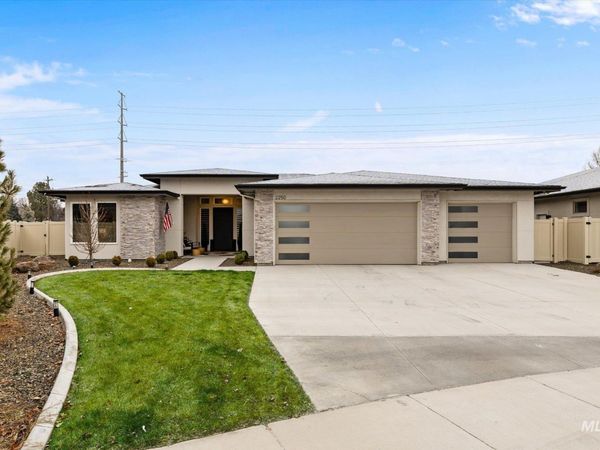 2250 Steichen Way, Meridian, ID 83642