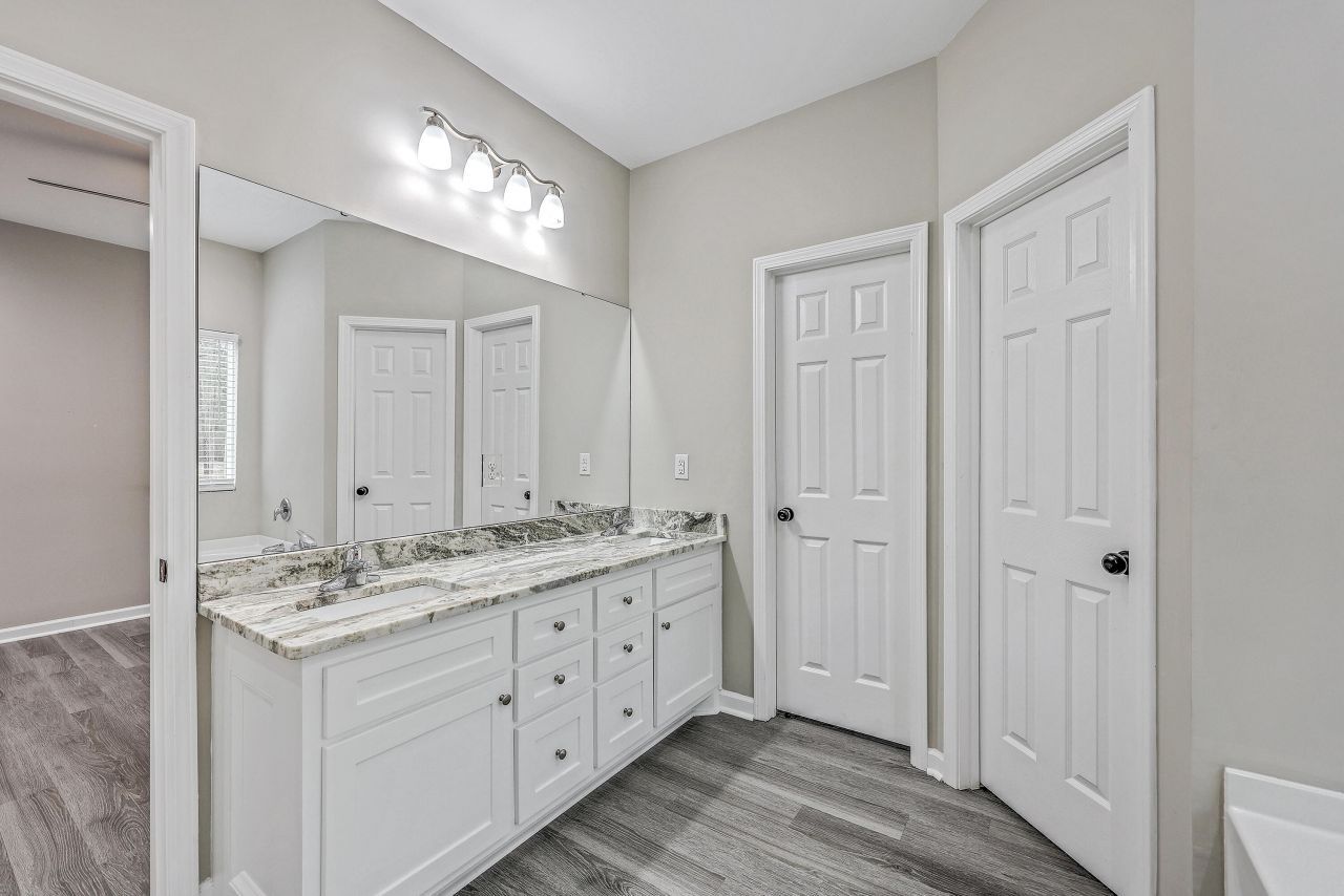 7871 N Highway 17 Photo 22