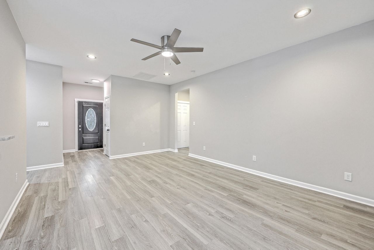 7871 N Highway 17 Photo 8