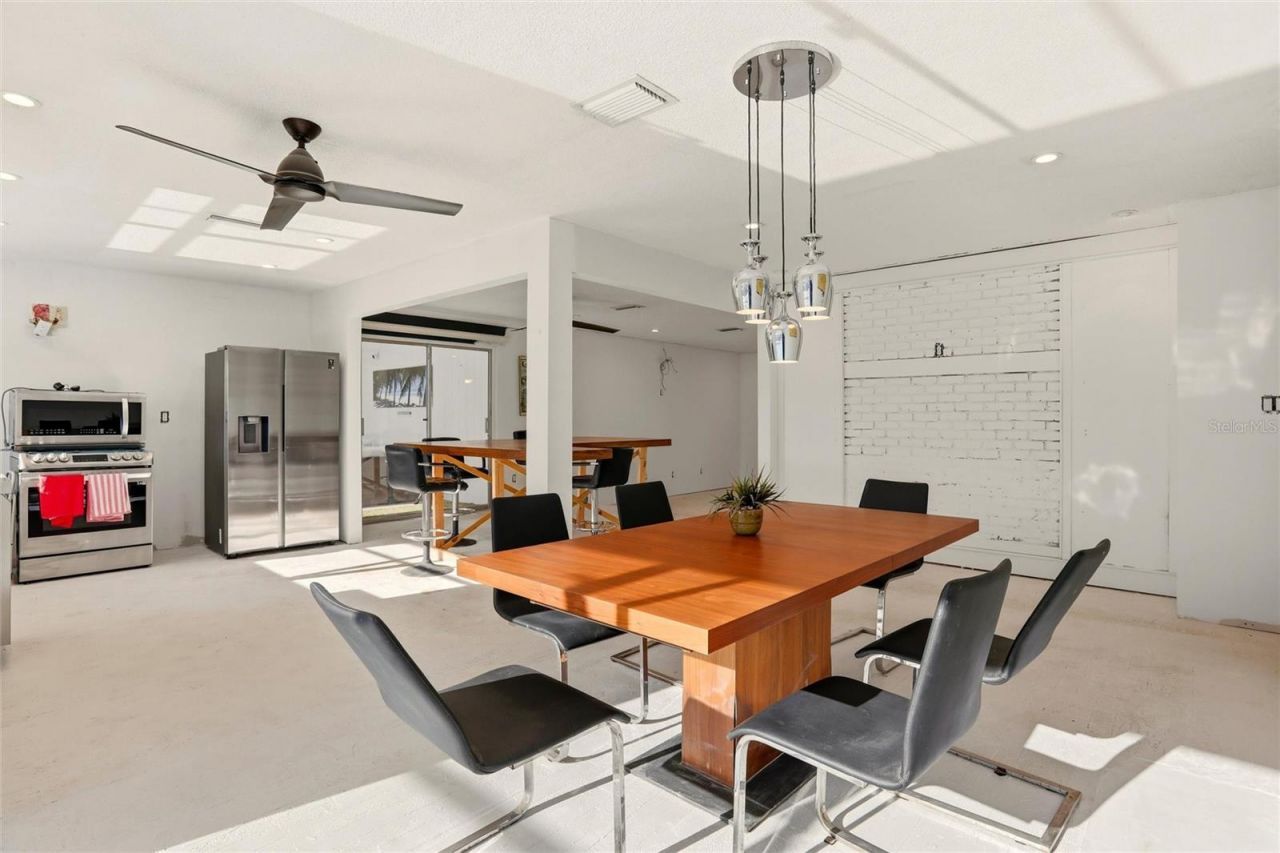 552 Juan Anasco Drive, Longboat Key, FL 34228 Photo