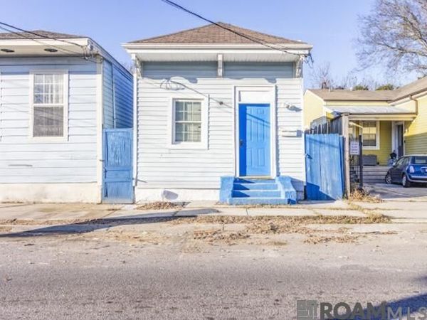 2255 Urquhart Street, New Orleans, LA 70117