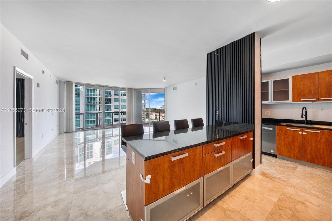 3131 NE 188th St, Unit 2-803, Aventura, FL 33180 Photo