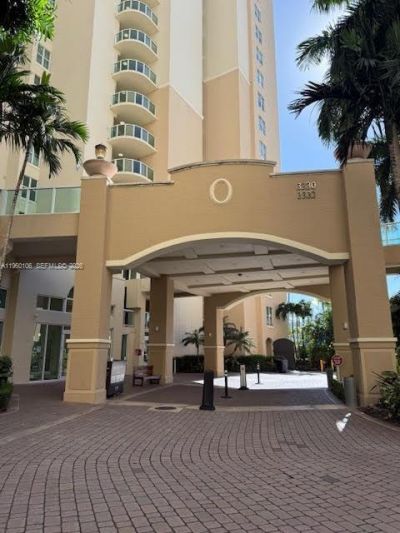 3330 NE 190th St, Unit 1815, Aventura, FL 33180 Photo