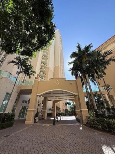 3330 NE 190th St, Unit 1815, Aventura, FL 33180 Photo