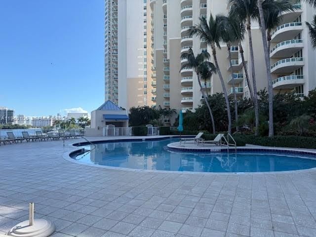 3330 NE 190th St, Unit 1815, Aventura, FL 33180 Photo