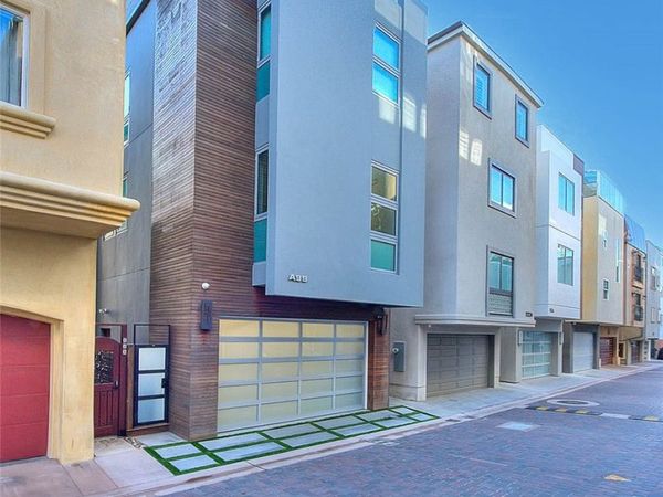 99 A Surfside, Surfside, CA 90743