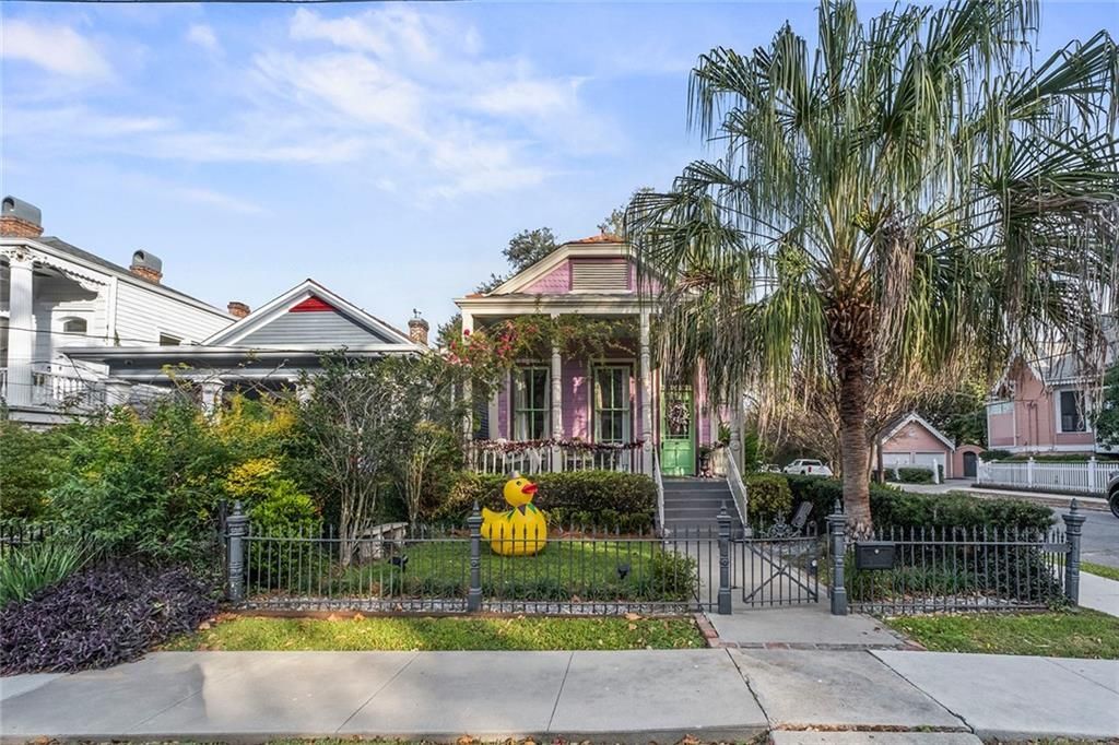 3701 CARONDELET Street New Orleans, LA 70115