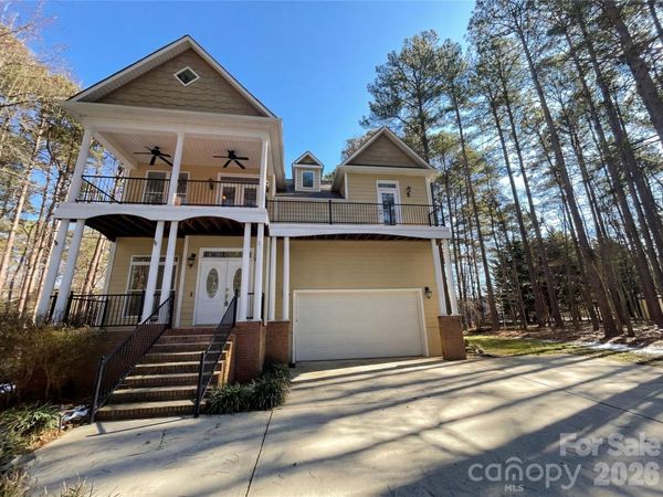 405 Isle Of Pines Road, Mooresville, NC 28117