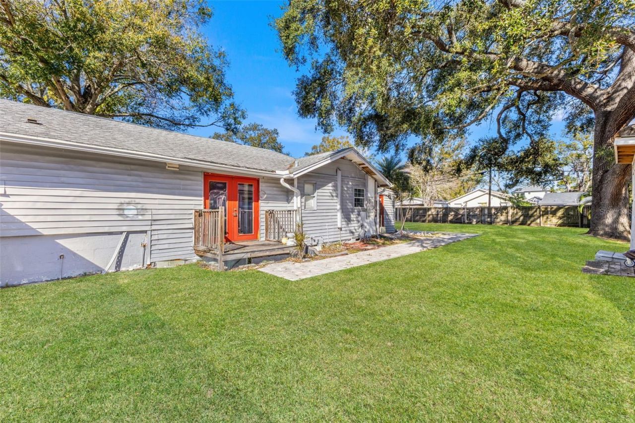 1747 26th Avenue N, Saint Petersburg, FL 33713 Photo