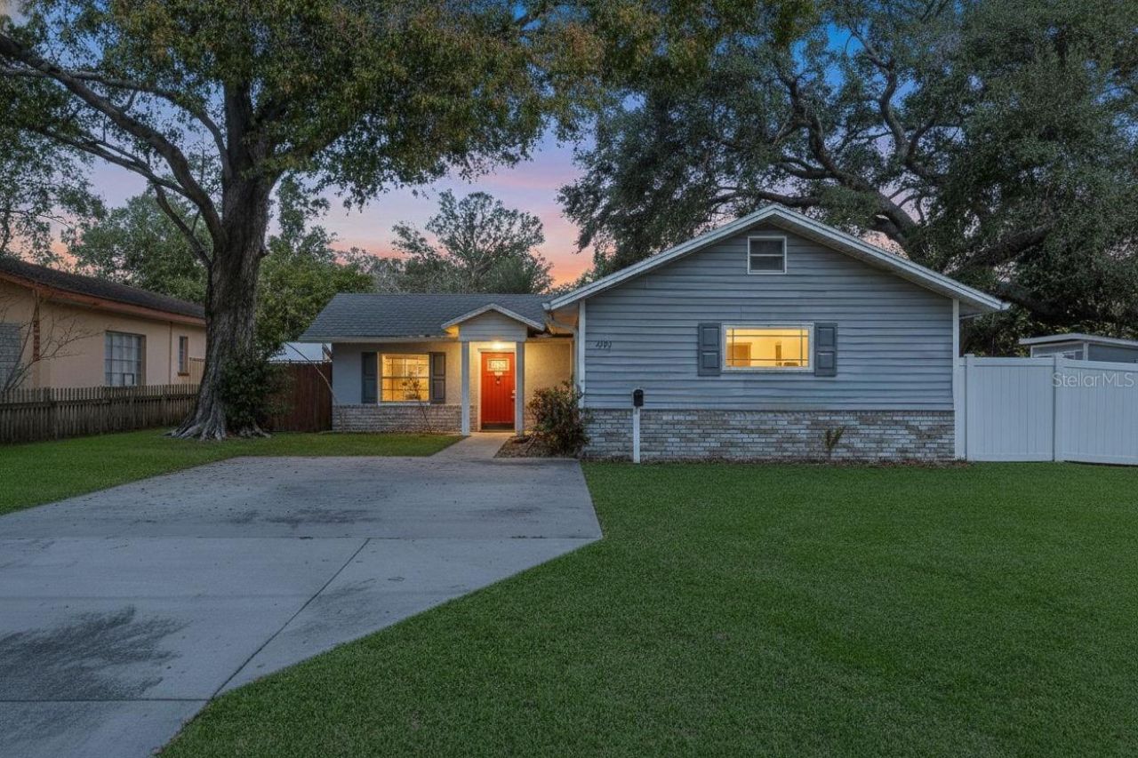 1747 26th Avenue N, Saint Petersburg, FL 33713 Photo