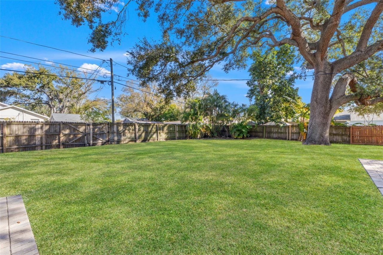 1747 26th Avenue N, Saint Petersburg, FL 33713 Photo