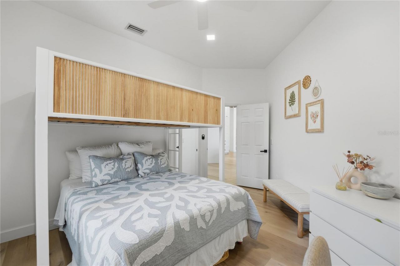 11325 Riverbank Boulevard, Orlando, FL 32817 Photo