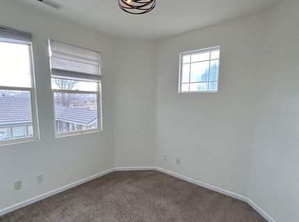 2760 Arrowsmith Drive, Sparks, NV 89436 Photo