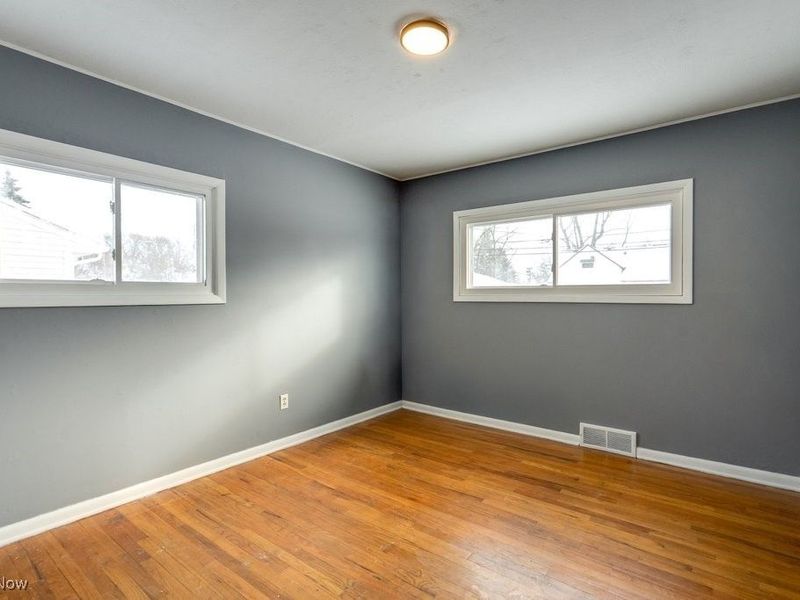 6490 Grosse Drive, Brook Park, OH 44142 Photo 18