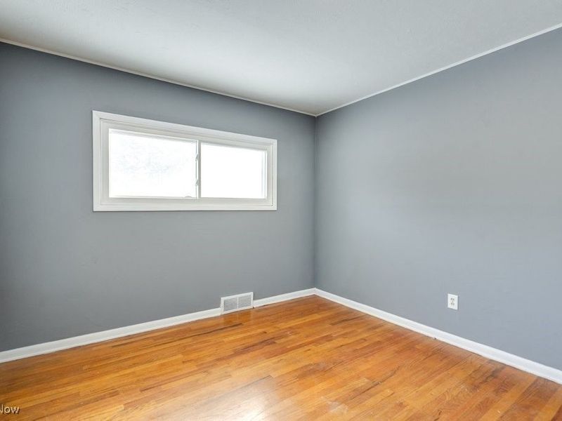 6490 Grosse Drive, Brook Park, OH 44142 Photo 19