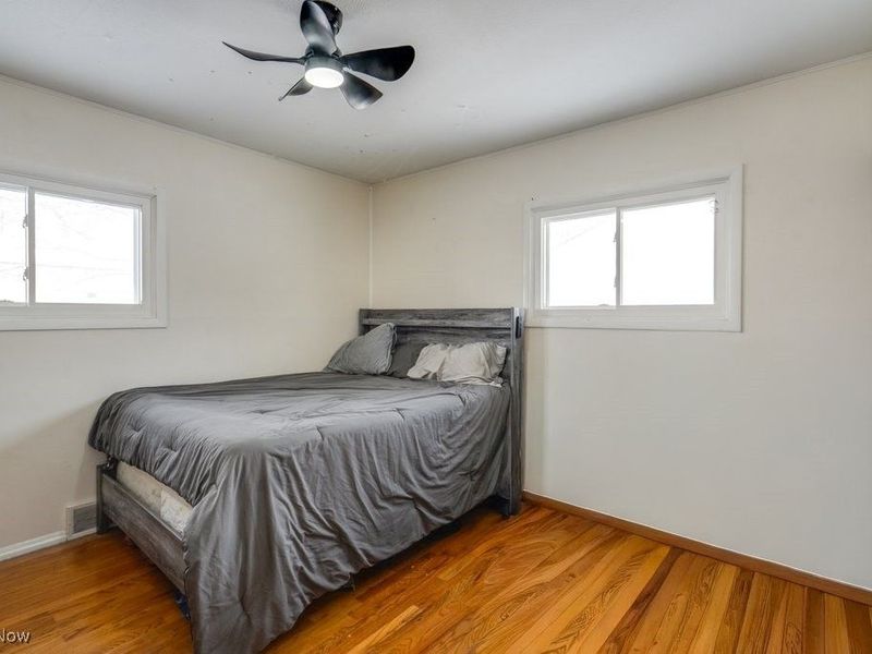 6490 Grosse Drive, Brook Park, OH 44142 Photo 20