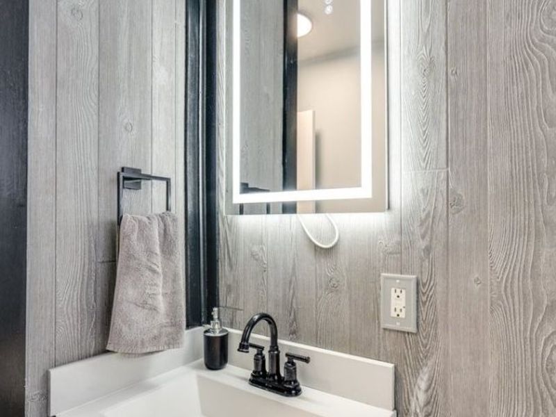 6490 Grosse Drive, Brook Park, OH 44142 Photo 23