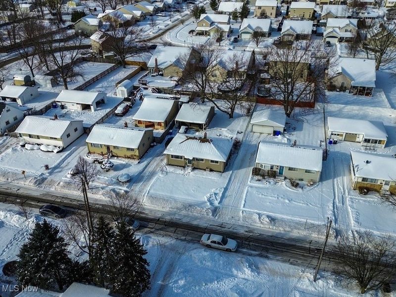 6490 Grosse Drive, Brook Park, OH 44142 Photo 34