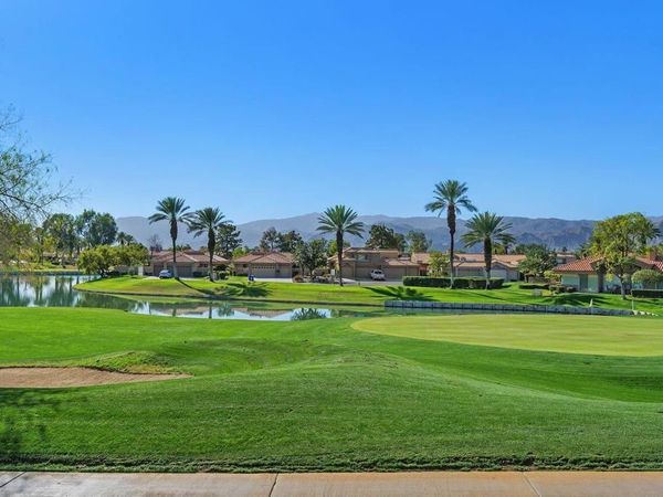 31 Pebble Beach Drive, Rancho Mirage, CA 92270