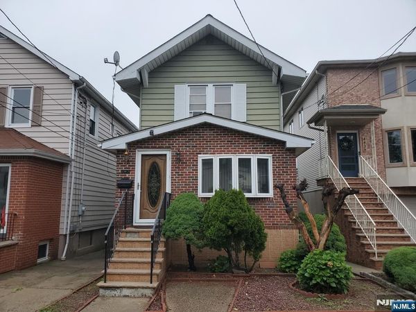 439 8th Street, FAIRVIEW, NJ 07022