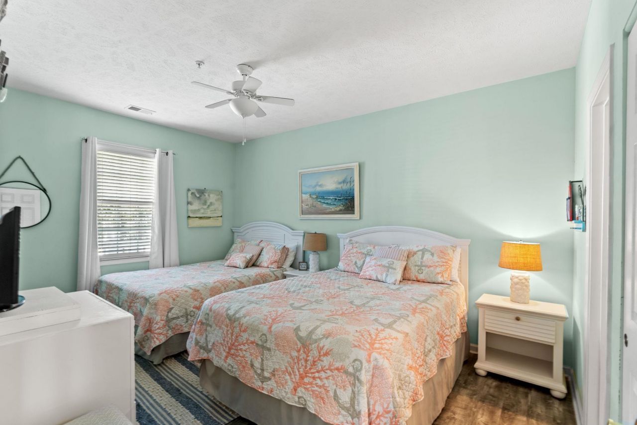 601 Hillside Dr. N Photo 17