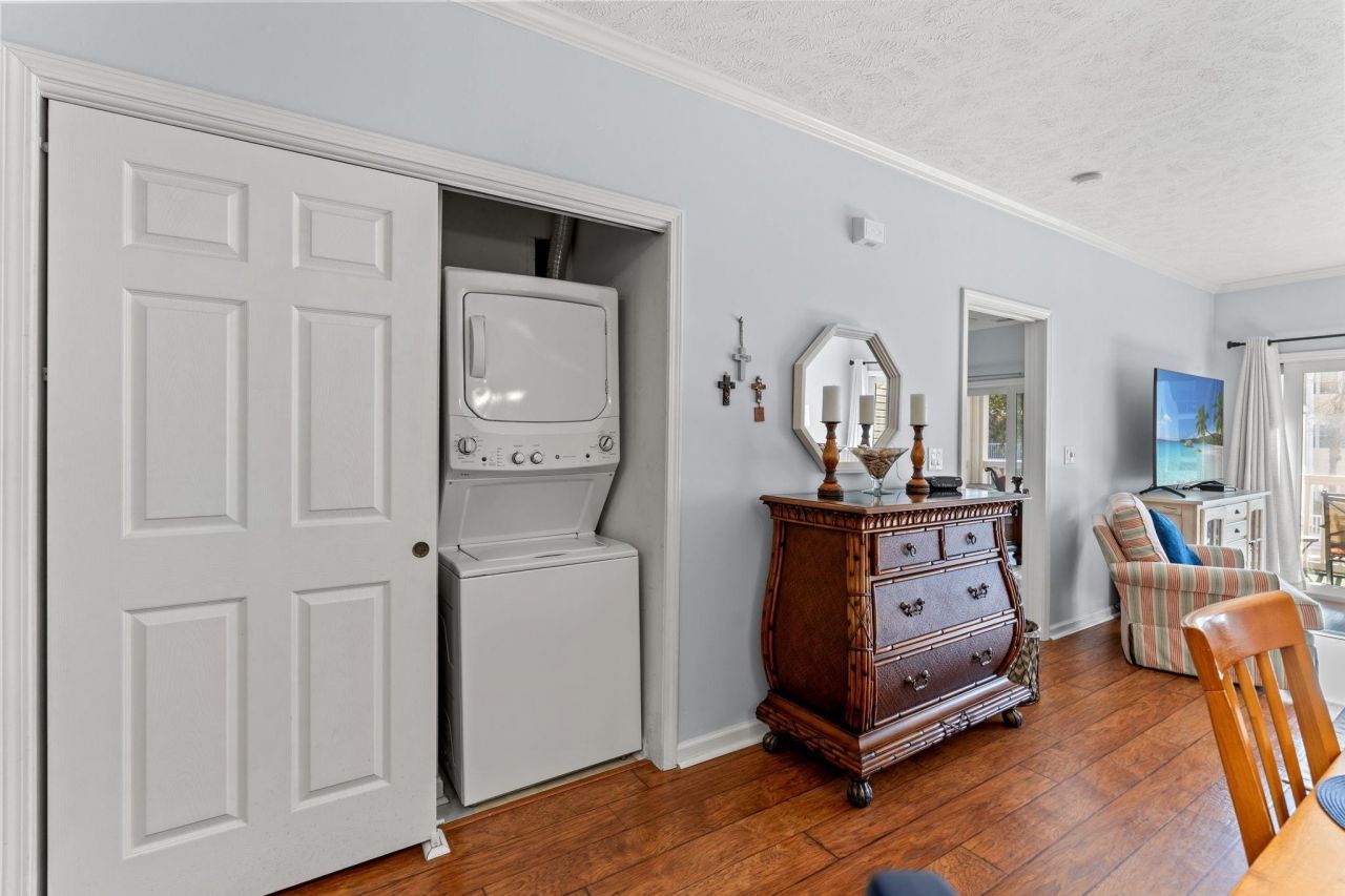 601 Hillside Dr. N Photo 22