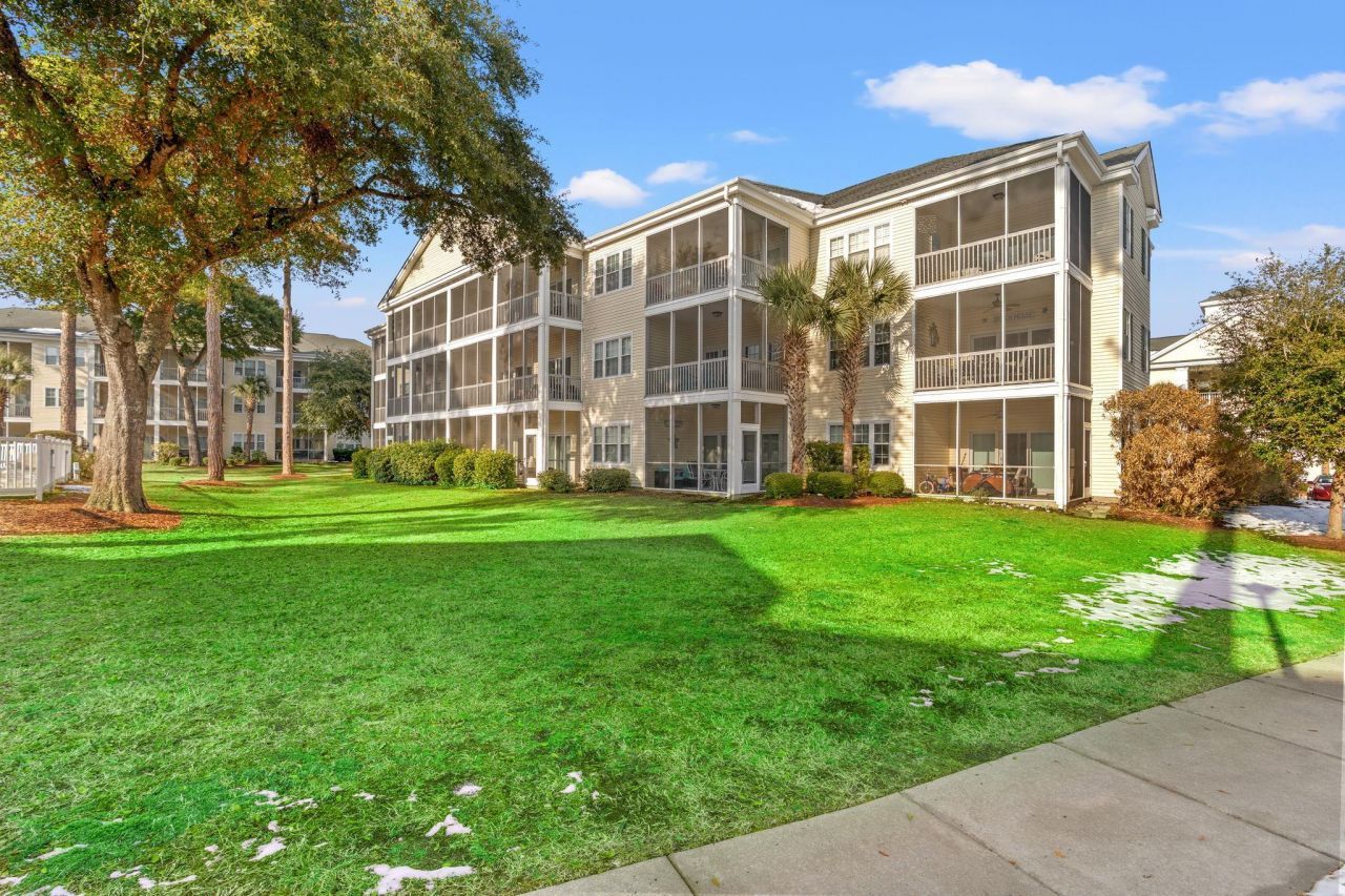 601 Hillside Dr. N Photo 24