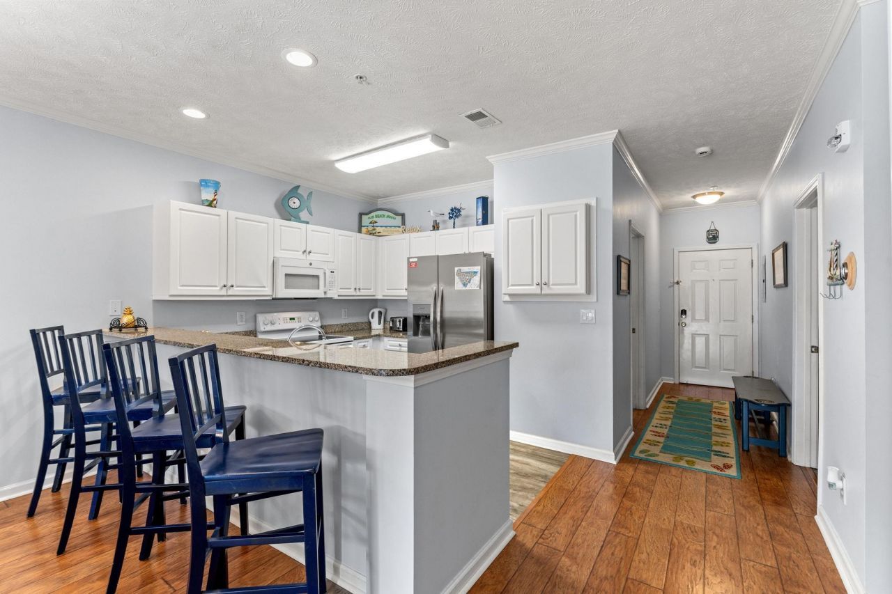 601 Hillside Dr. N Photo 7