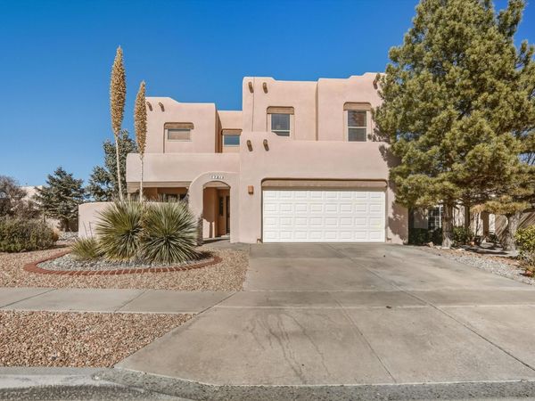 7215 Triana Place NW, Albuquerque, NM 87114