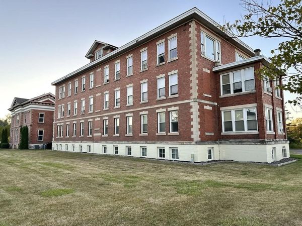 522 Chapple Ave, Ashland, WI 54806