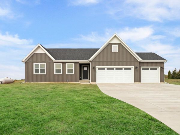 N6285 Blarney Stone Drive, Albany, WI 53520