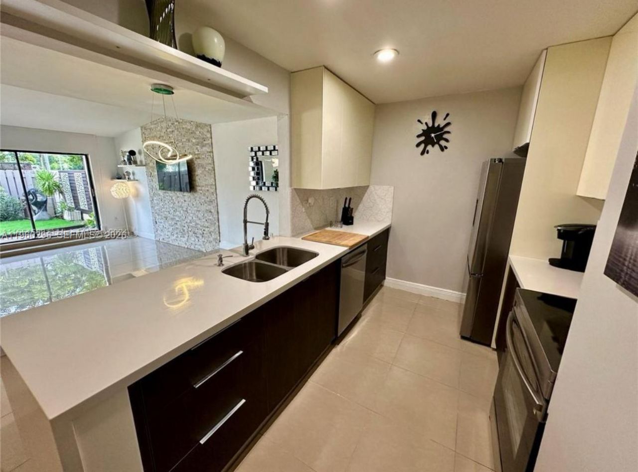 10640 SW 75th Ln, Miami, FL 33173 Photo