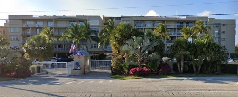 88500 Overseas Hwy, Unit 301, Tavernier, FL 33070 Photo