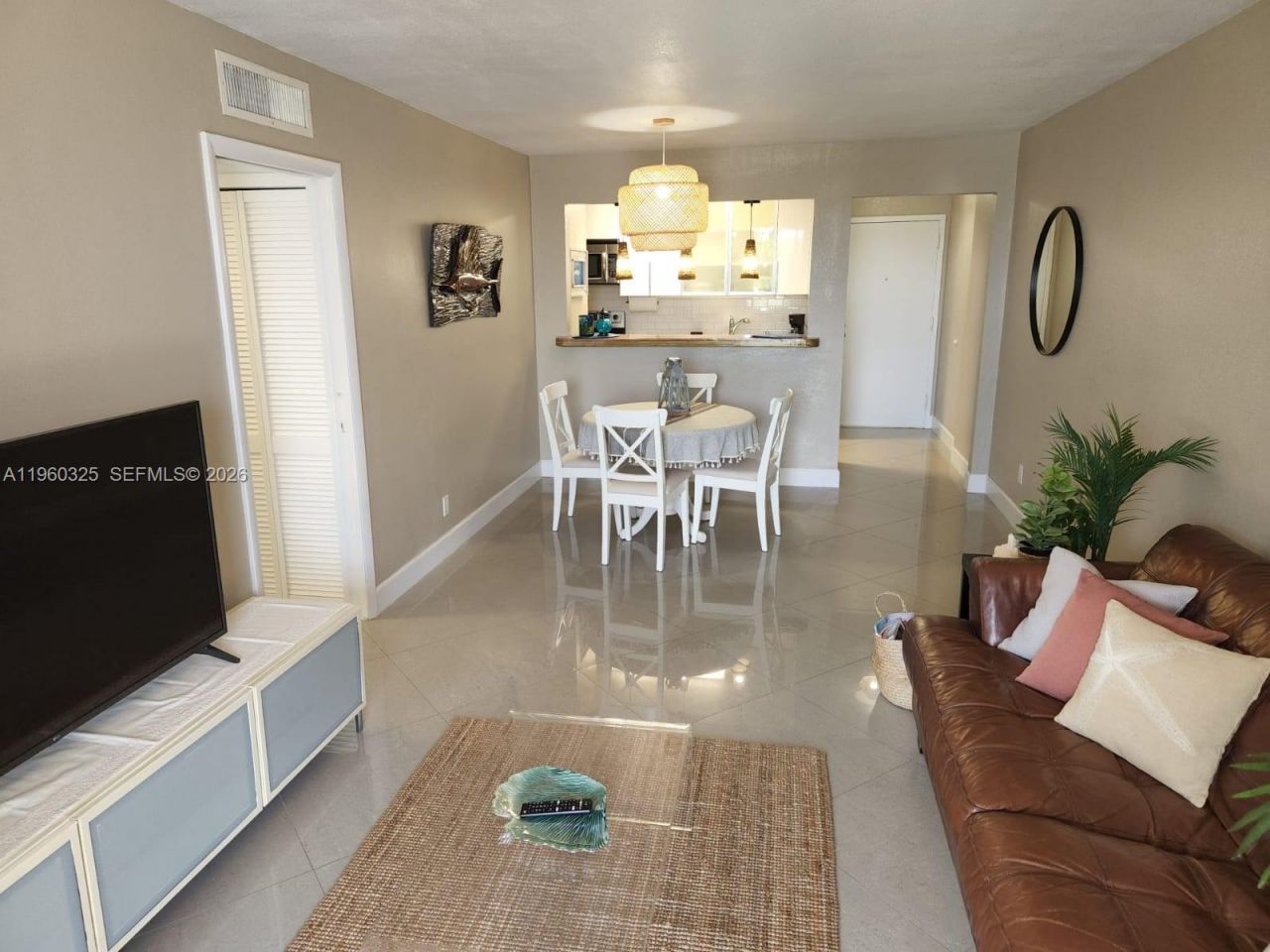 88500 Overseas Hwy, Unit 301, Tavernier, FL 33070 Photo