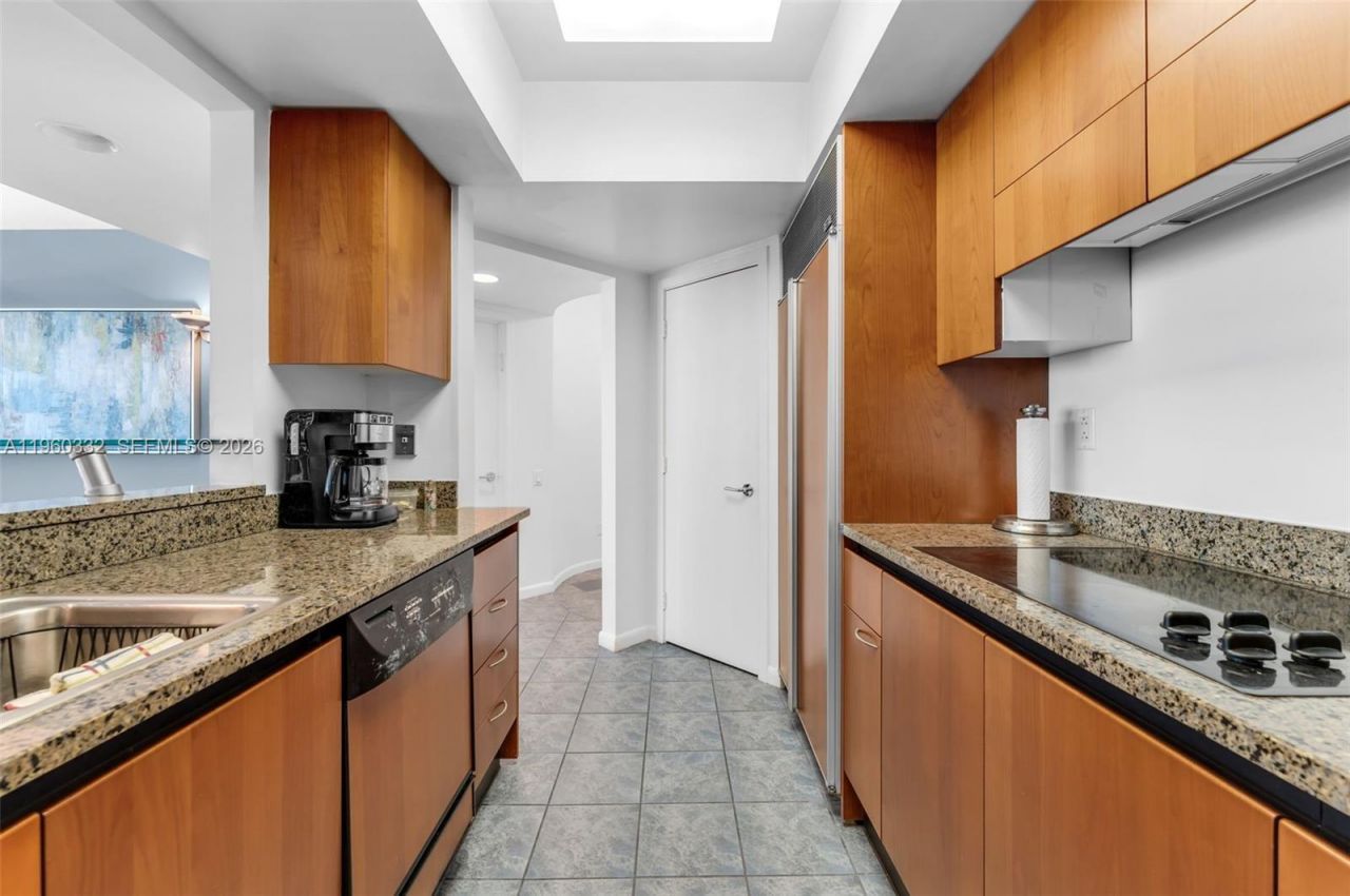 1500 Ocean Dr, Unit 705, Miami Beach, FL 33139 Photo