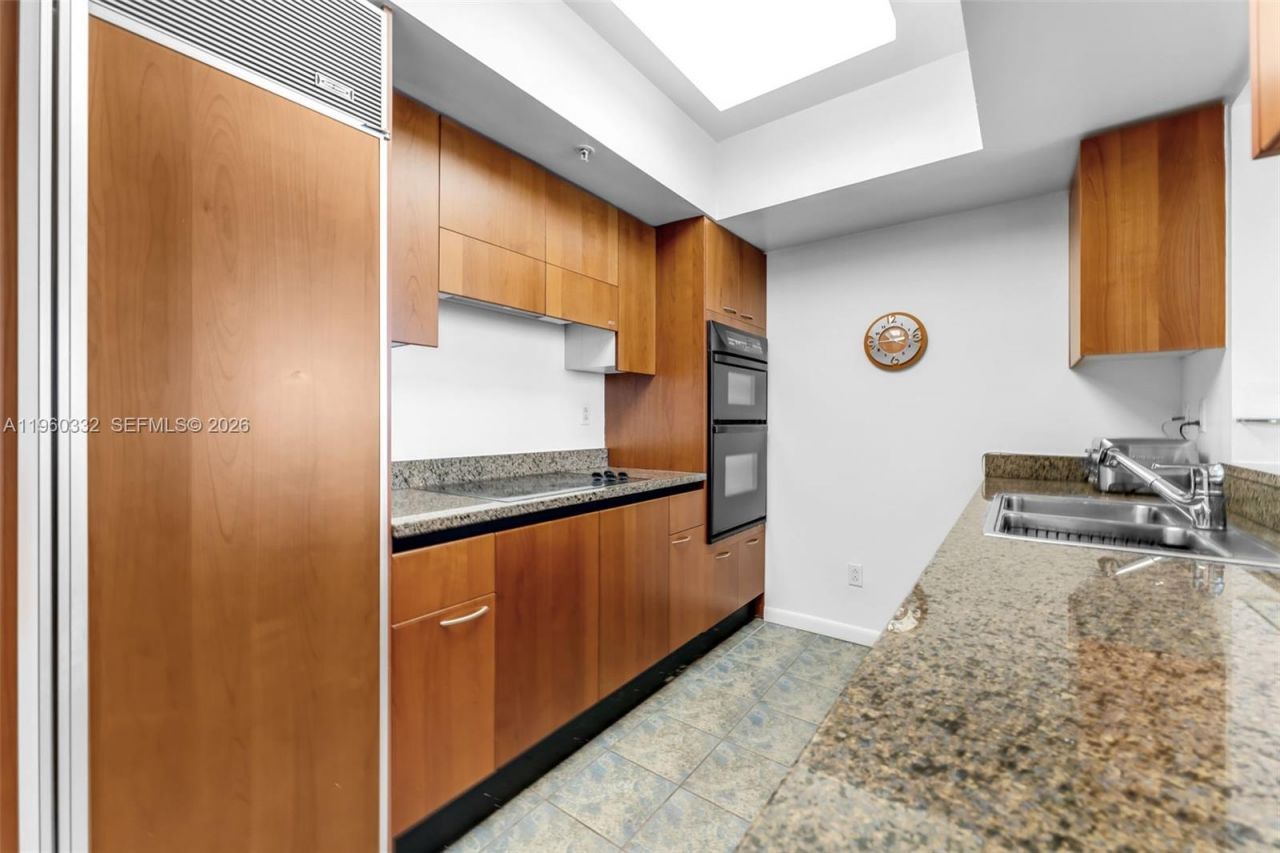 1500 Ocean Dr, Unit 705, Miami Beach, FL 33139 Photo