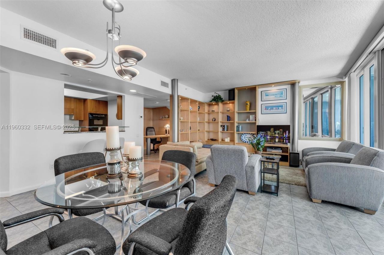 1500 Ocean Dr, Unit 705, Miami Beach, FL 33139 Photo