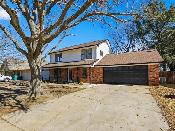 2214 Parkside Drive, Denton, TX 76201