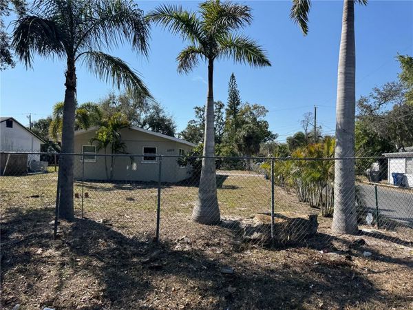 2802 5TH STREET E, BRADENTON, FL 34208