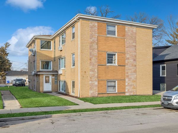 7330 39th Street, Lyons, IL 60534