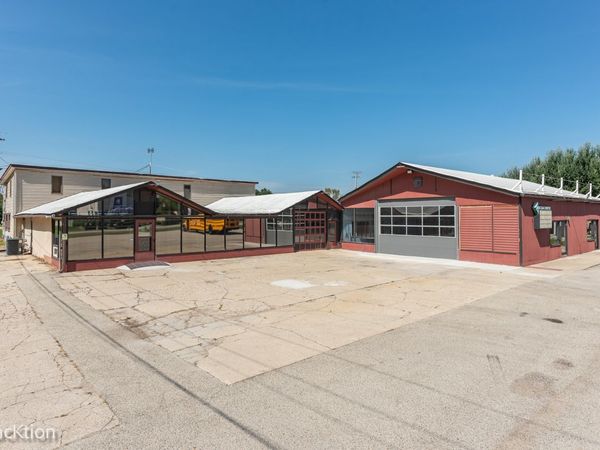 10709 N Main Street, Richmond, IL 60071