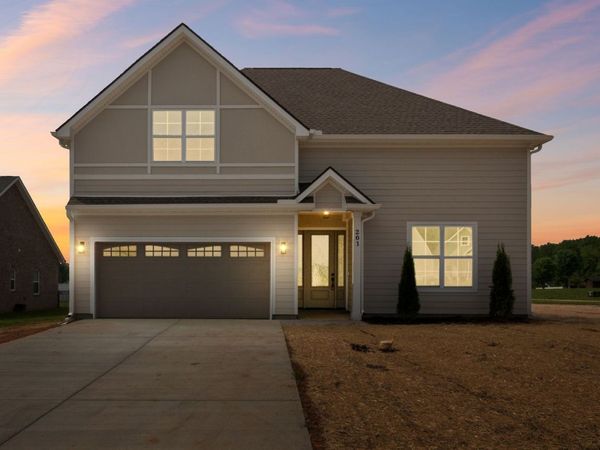 201 Lookout Dr, Winchester, TN 37398