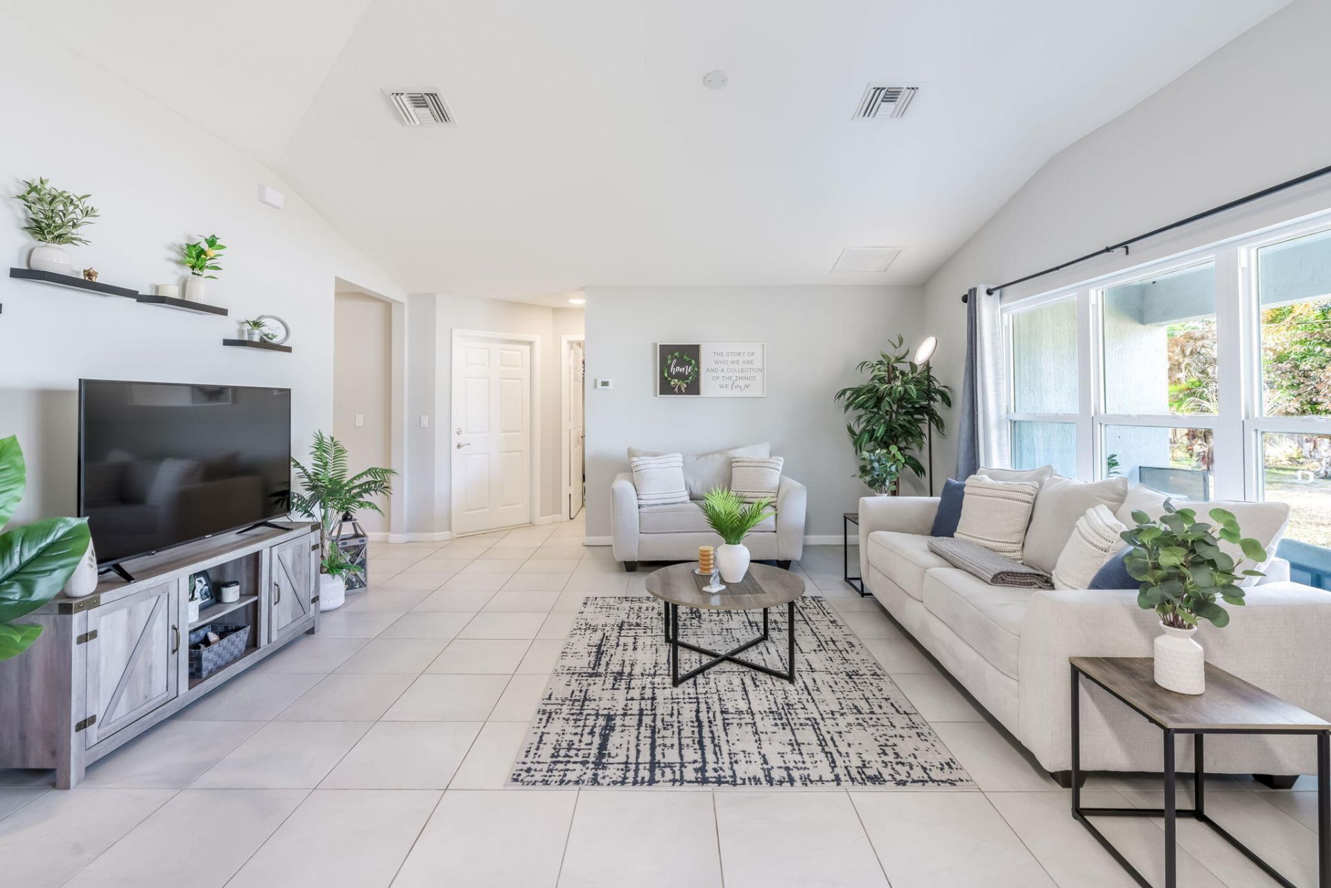 742 NW Bayshore Boulevard, Port Saint Lucie, FL 34983 Photo