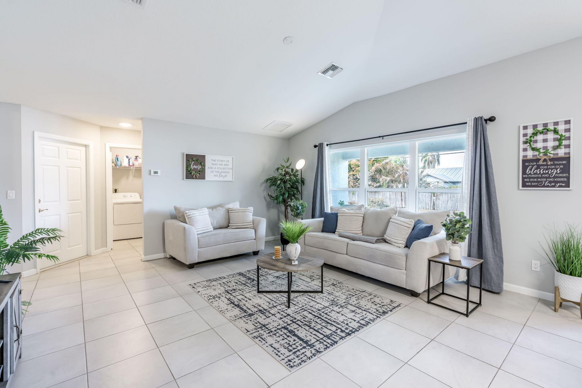 742 NW Bayshore Boulevard, Port Saint Lucie, FL 34983 Photo