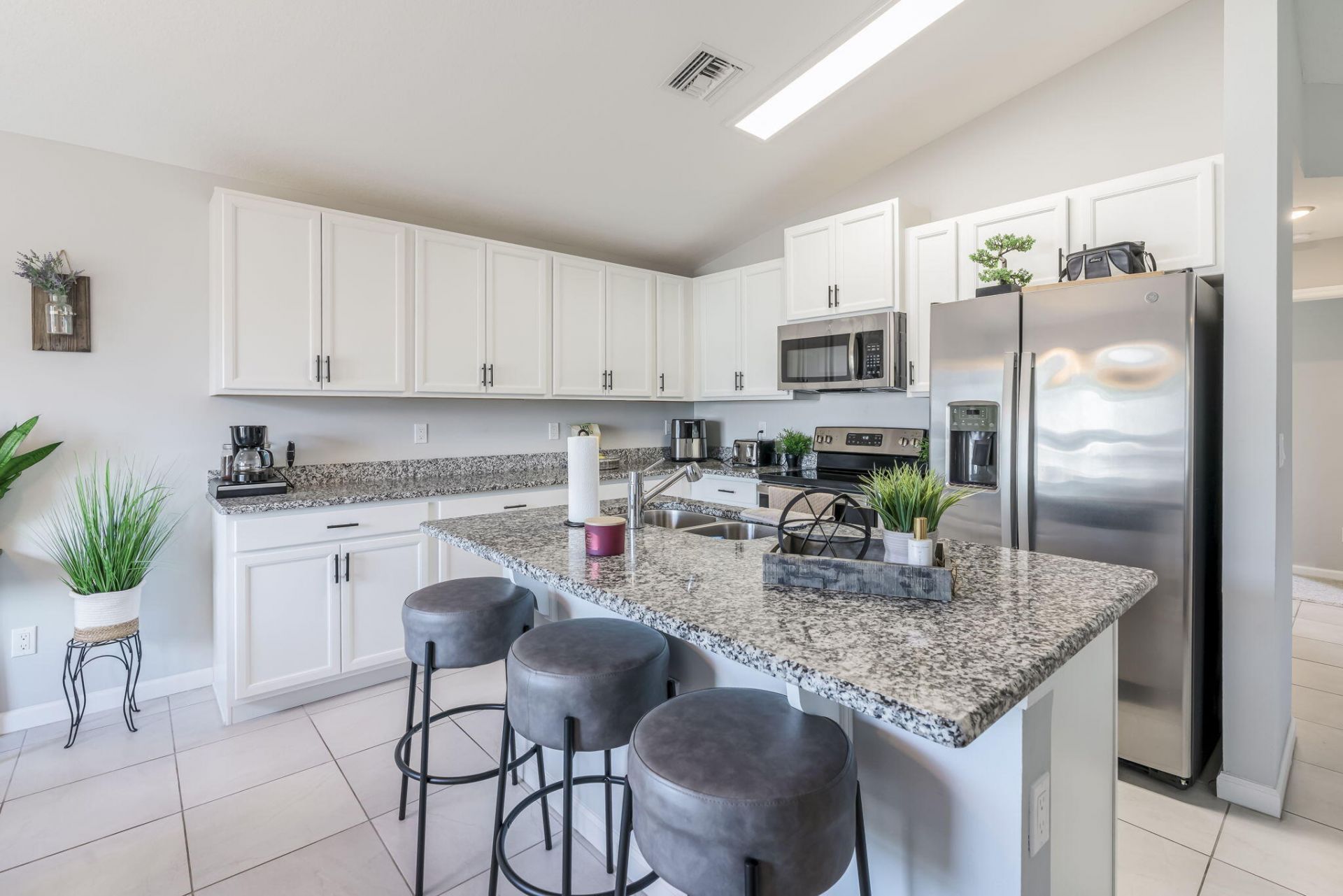 742 NW Bayshore Boulevard, Port Saint Lucie, FL 34983 Photo