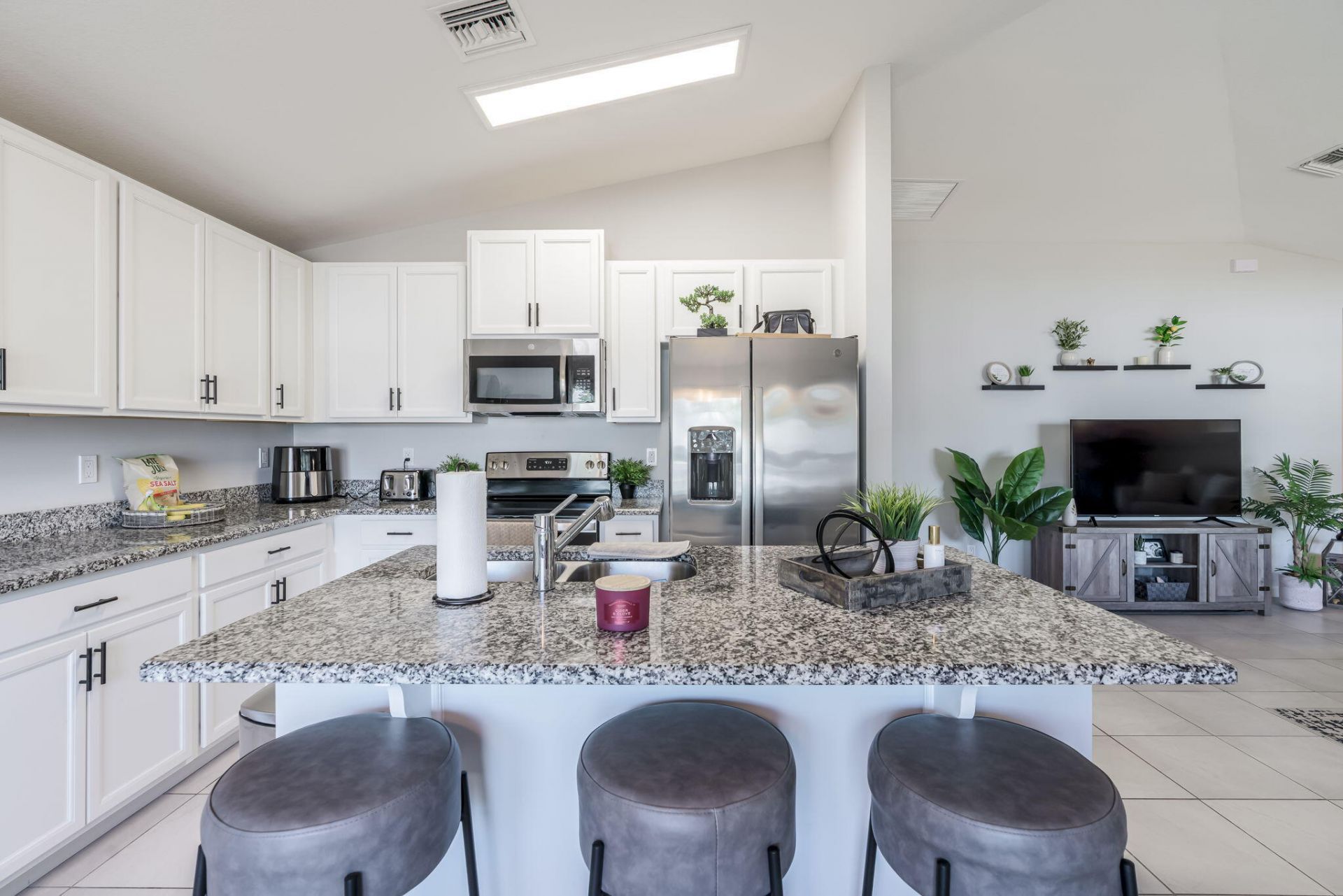 742 NW Bayshore Boulevard, Port Saint Lucie, FL 34983 Photo