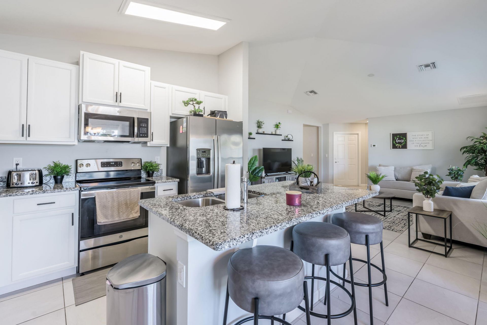 742 NW Bayshore Boulevard, Port Saint Lucie, FL 34983 Photo